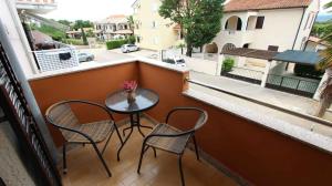 Apartment in Malinska - Insel Krk 53304