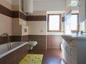 Holiday home in Dolenja Vas - Istrien 51825 - Vranja