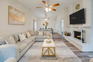 10 Mi to Six Flags Pet- and Family-Friendly Retreat - سيدار هيل