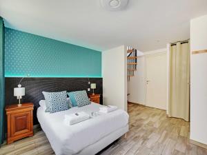 Appartements Amazing Duplex with Sauna 1BR 4P in the heart of the city of Orly : photos des chambres