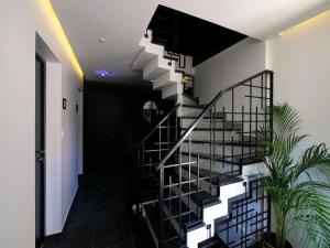 Appartements Amazing Duplex with Sauna 1BR 4P in the heart of the city of Orly : photos des chambres