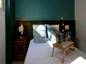 Appartements Amazing Duplex with Sauna 1BR 4P in the heart of the city of Orly : photos des chambres