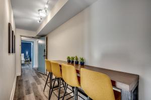 Relax and Unwind on the Oceanfront Private Balcony BB12th