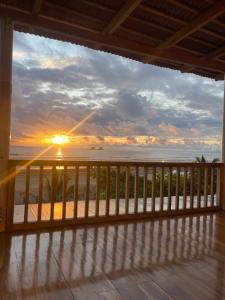 Suites Ayampe Front Beach