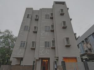 Super Townhouse HotelIn One Near City Centre Salt Lake