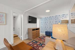 Pet-Friendly Steps to the Beach Seahorse Ranch #1