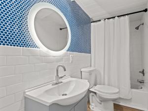 Pet-Friendly Steps to the Beach Seahorse Ranch #1