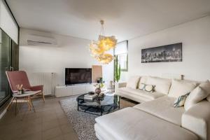 Award-winning White-spot