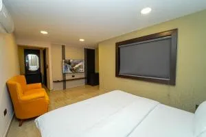 Sequence Resort - Aso