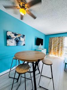 Ocean Dunes Tower II #7 Beautiful Ocean view pool