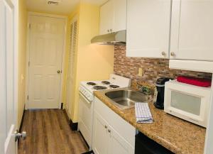 OD Tower I #32 beautiful ocean view condo pool