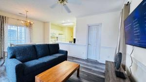 Spacious 1BR condo in Magnolia