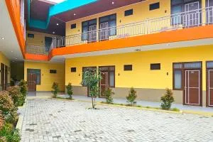 Urbanview MJ Hotel Syariah Cirebon by Reddoorz - Sumber