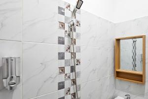 Urbanview MJ Hotel Syariah Cirebon by Reddoorz