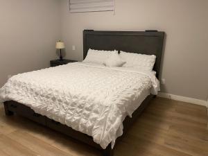 Private Entrance 2 Bed 1 Bath
