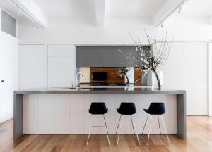 Chic New York Style Apartment