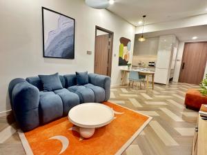 THE METROPOLE Apartment Complex OPERA-GALLERIA-CREST