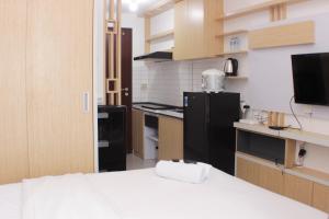 Cozy and Nice Studio at Sayana Bekasi Apartment By Travelio