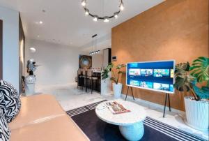 THE METROPOLE Apartment Complex OPERA-GALLERIA-CREST