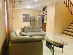 บ้านรักสุข - Банчанг