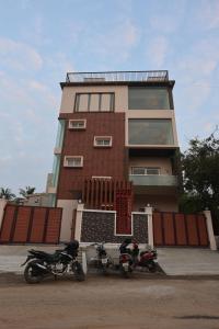 MM Beach House & Party Hall