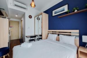 Nice and Elegant Studio at Tree Park City BSD Apartment By Travelio