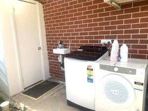 Helens Cosy House In Liverpool