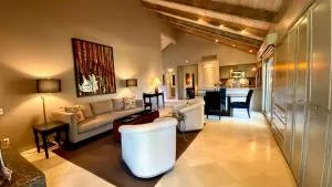 Tennis Lover's Dream - Thousand Palms