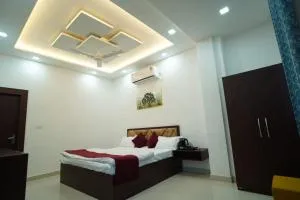 Hotel Sunrise - Karhal