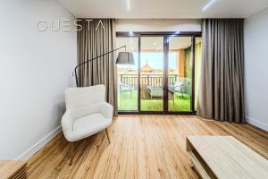 Royal Amwaj Apartments, Palm Jumeirah, Free beach & pool access