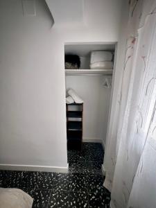 Piso céntrico y cerca de la playa.