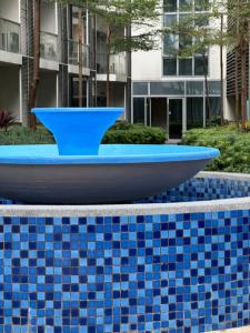 Condo with pool and gym free access