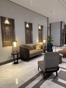 Condo with pool and gym free access