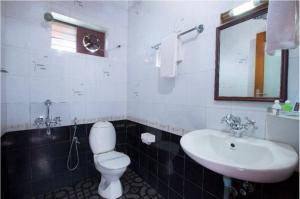 Lazo Golden Valley Resort , Munnar
