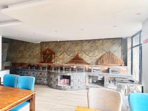 The Jungle Valley View Resort - A Relax Retreat away from city