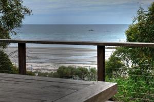 Passing Winds - Emu Bay