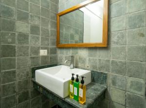 Opulent Antique 6BR Independent Villa in Gurugram