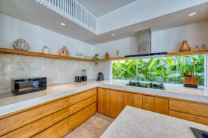 Luxury Industrial-Style 2BR Villa Kirma 2 Near the Beach
