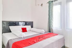 RedDoorz at Imanuel Homestay Tomohon - 2hvězdičkové hotely ve městě Tomohon