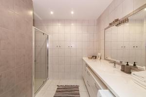 Bright 1 BDR apartment in Vivid Paupys by URBAN RENT