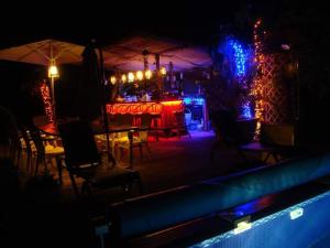 Holiday Vendégház és Szabadidőkert