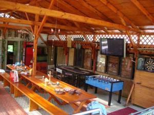 Holiday Vendégház és Szabadidőkert