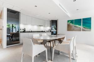 Bluepoint by Villacarte