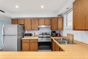 Lighthouse Village 311