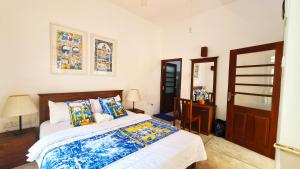 ArtNEST Gallery Stay , Pedlars St , Galle Fort