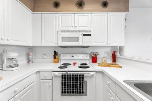 Island At Hidden Harbour D122