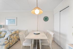 Barefoot Country 202