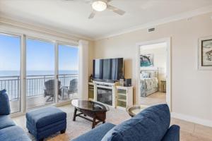 Gateway Grand 1411