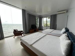 Nancy thuy tien condotel seaview 2