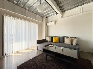 b hotel Komachi - 1 BR Apartment Free Breakfast Included